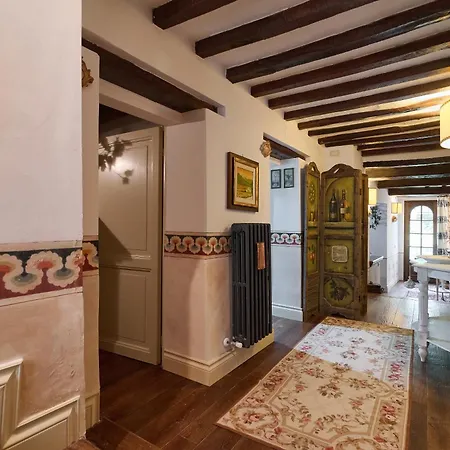 Exclusive 3br - Historic Center