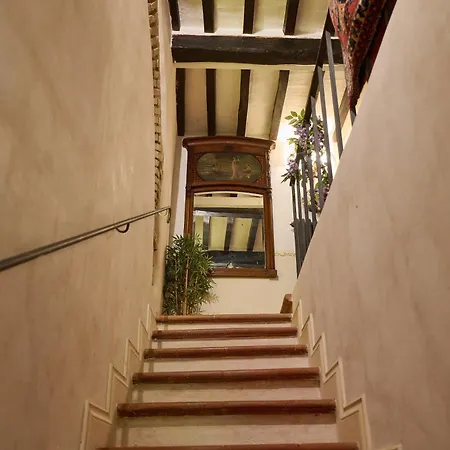 Apartament Exclusive 3br - Historic Center Perugia